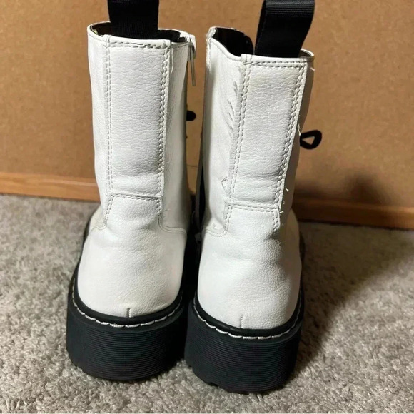 Sincerely Jules Harley white lace up boots with side zippers sz 8.5M - Picture 3 of 8